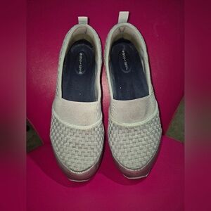 Easy Spirit Sneakers